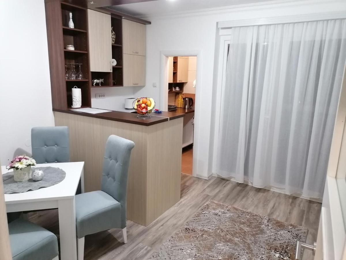 Appartamento Vemiur Čačak Esterno foto
