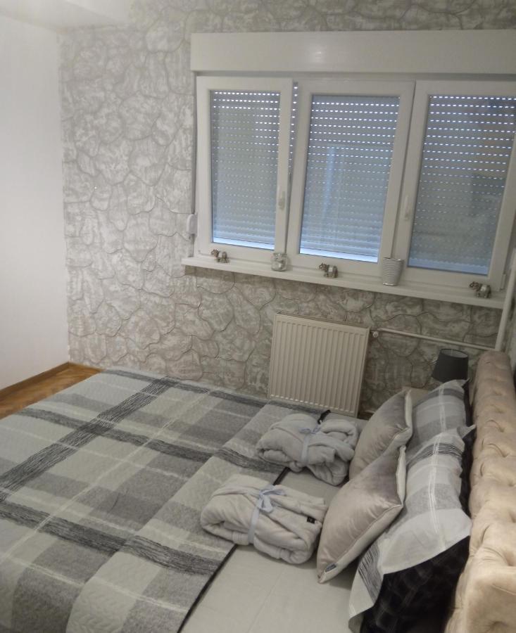 Appartamento Vemiur Čačak Esterno foto